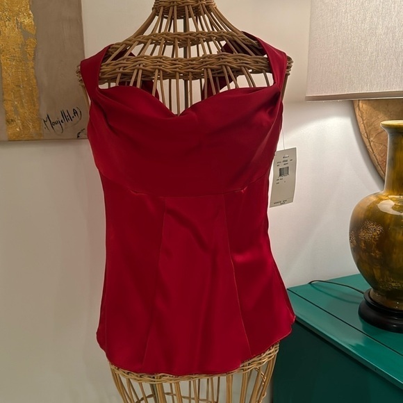 Nicole Miller 🎆Sale🎆Collection NWT  garnet red 100% silk top - Picture 1 of 12